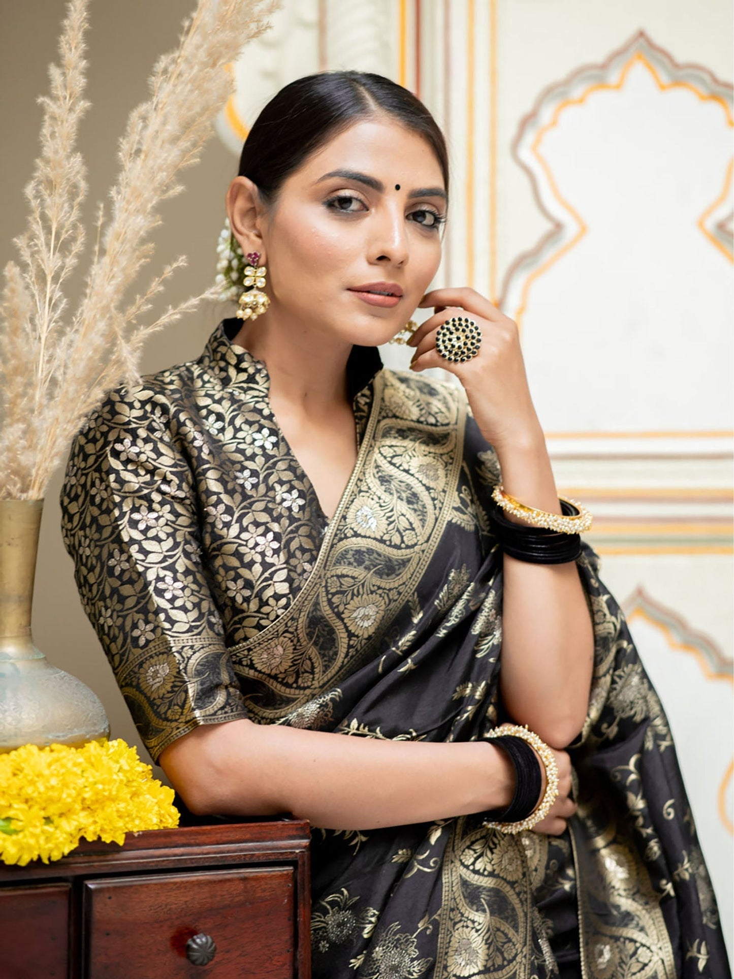 Runglory Luxurious Legacy Black and Gold Silk Saree-Minimum Qty -10 Pic