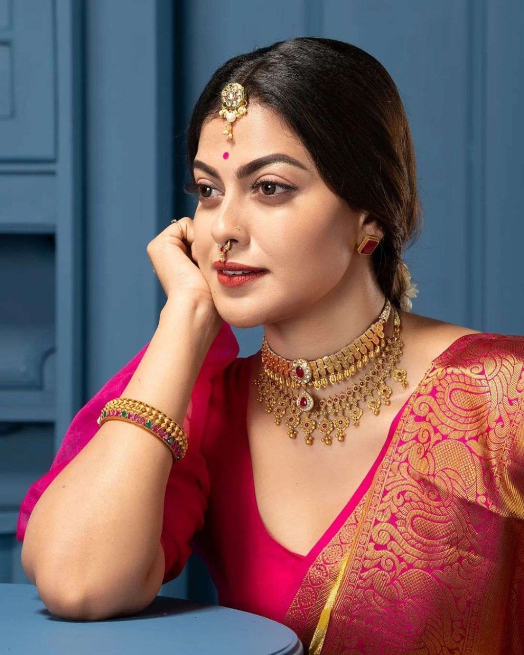 Silk And Sass: Jacquard Border Saree for Trendy Vibes-Minimum Qty -10 Pic