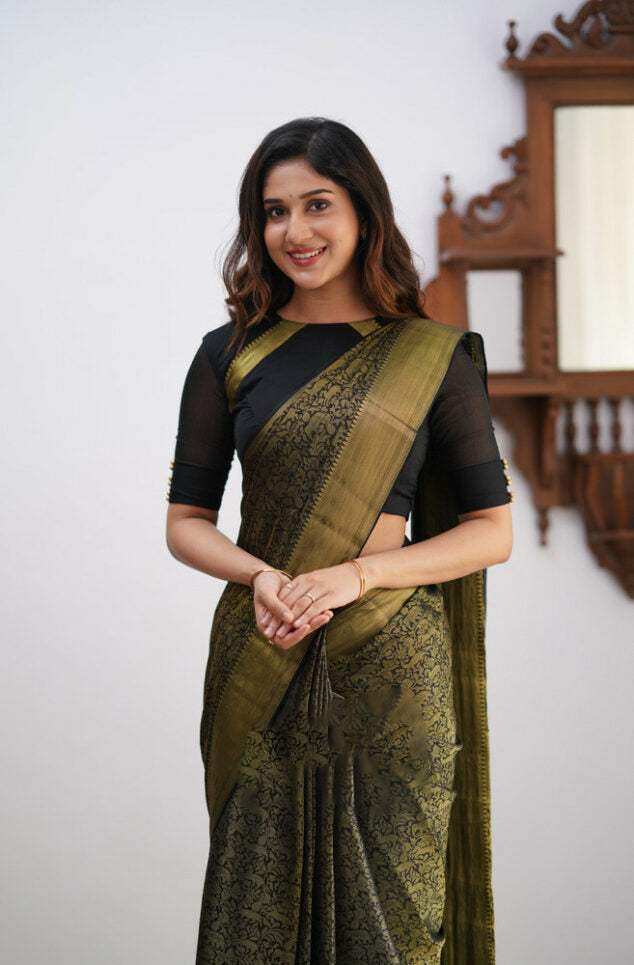 Banarasi Royale: Rich Banarasi Silk Saree with Seamless Jacquard Weave