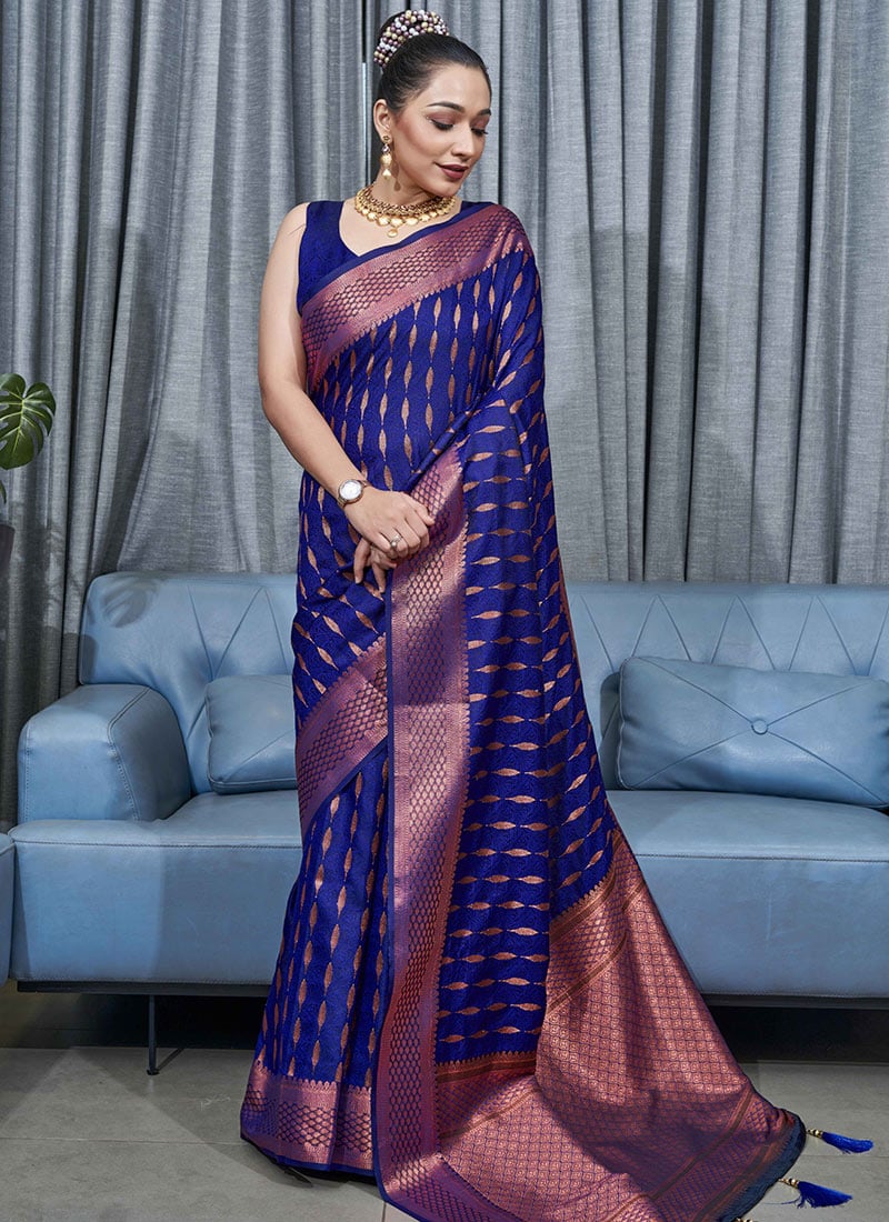 ShaadiShine: Banarasi Silk Saree with Attractive Jacquard for Wedding Glam-Minimum Qty -10 Pic