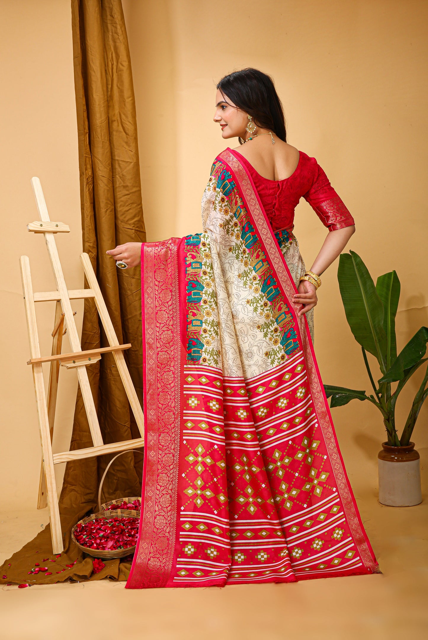 Runglory Classic Dola Silk Saree for Wedding
