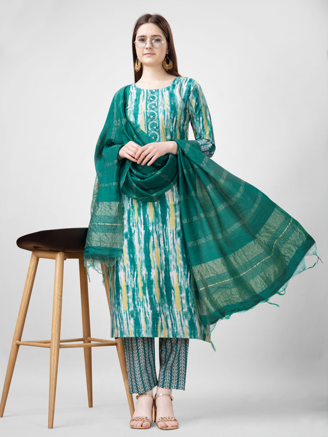 Comfort Fit Kurti Pant Set with Decorative Dupatta