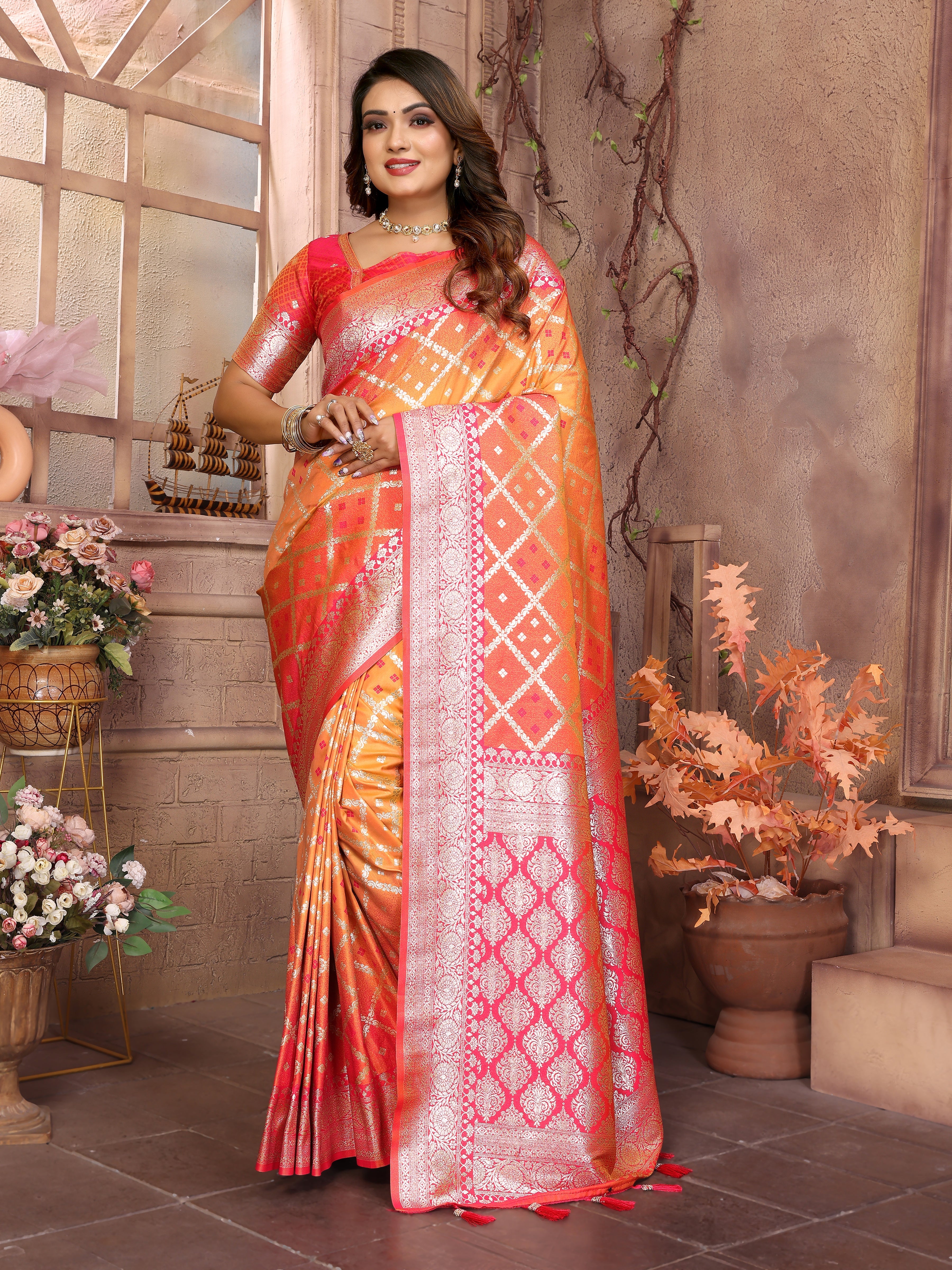 Runglory Vibrant Geometric Pattern Litchi Silk Saree