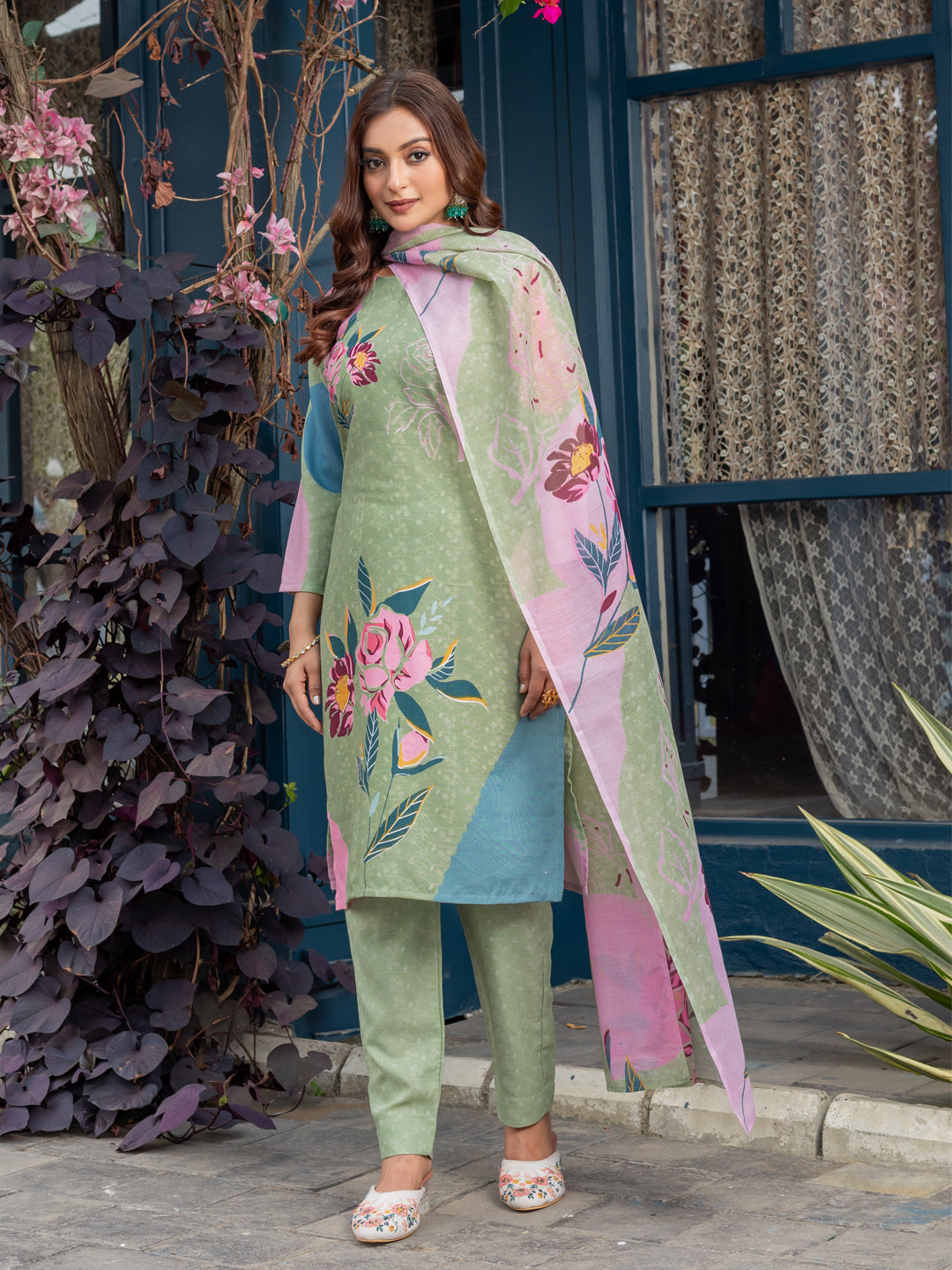 Bold And Beautiful Kurti Pant Dupatta Combo