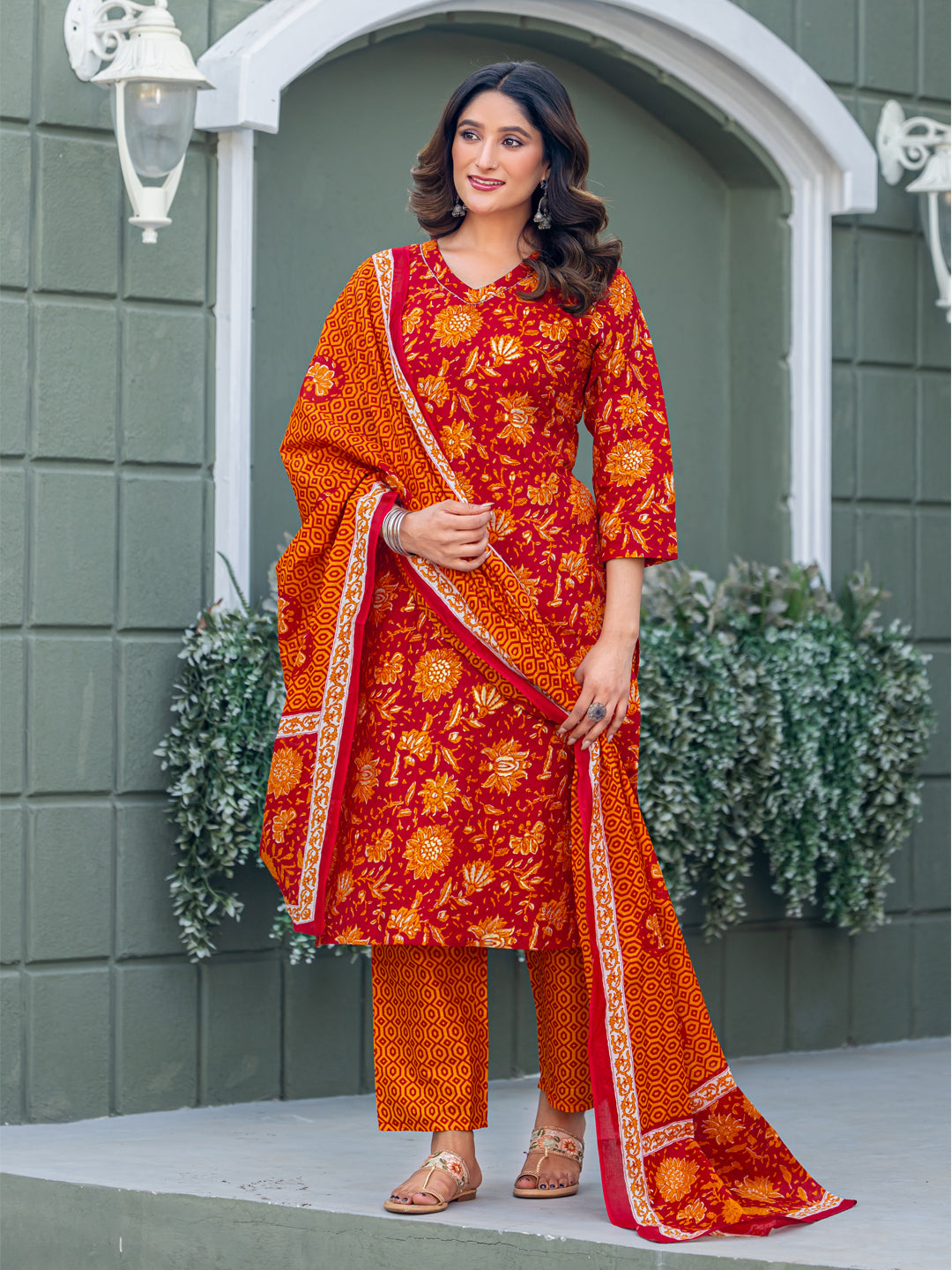 Latest Festive Kurti Set | Cotton Fabric | Stylish And Comfortable