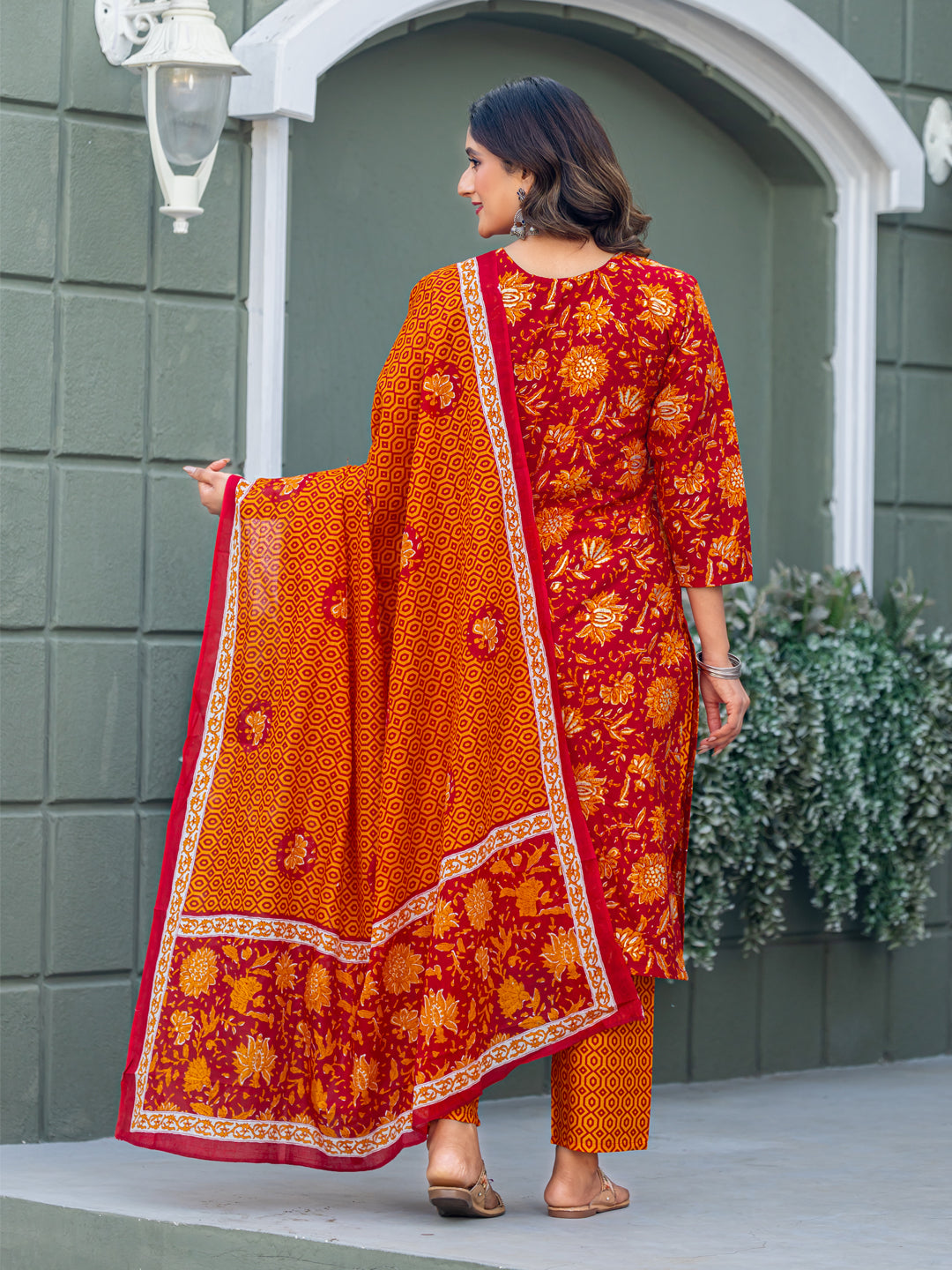 Latest Festive Kurti Set | Cotton Fabric | Stylish And Comfortable