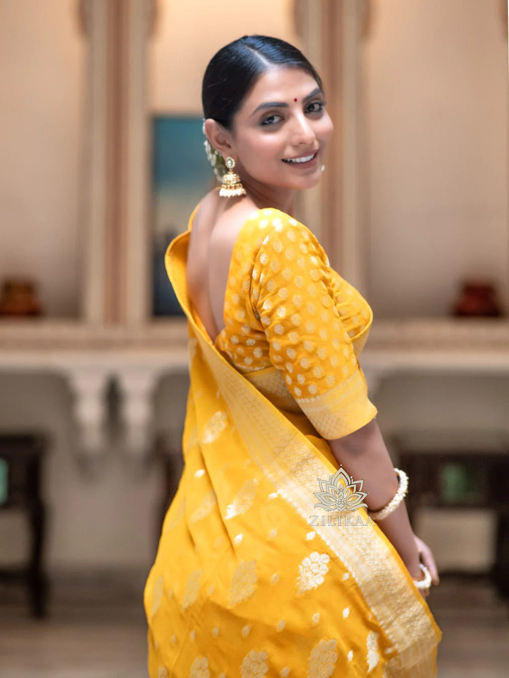Regal Banarasi Silk Saree with Intricate Brocade & Golden Zari Accents-Minimum Qty -10 Pic