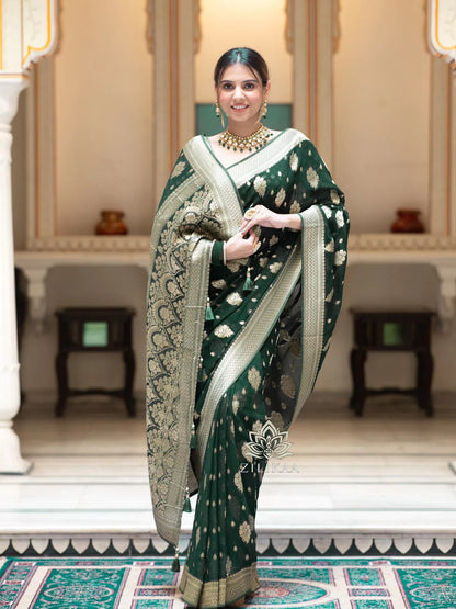 Regal Banarasi Silk Saree with Intricate Brocade & Golden Zari Accents-Minimum Qty -10 Pic