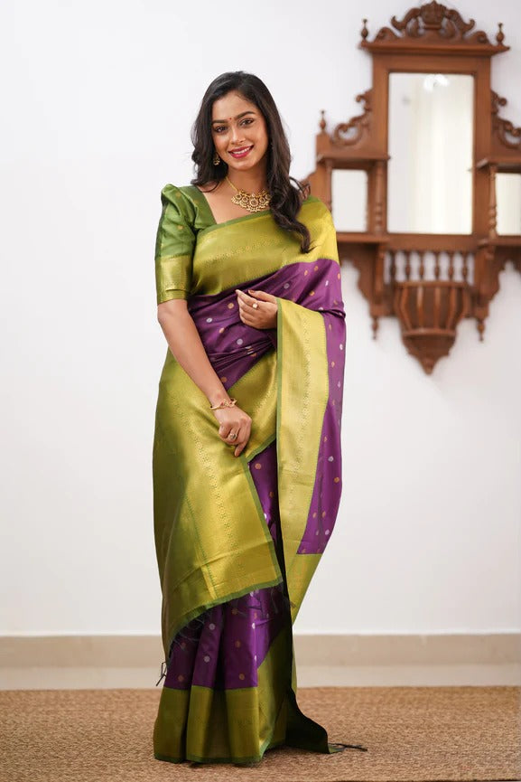 GoldEdge: Banarasi Silk Saree with Copper Zari And Statement Jacquard Border