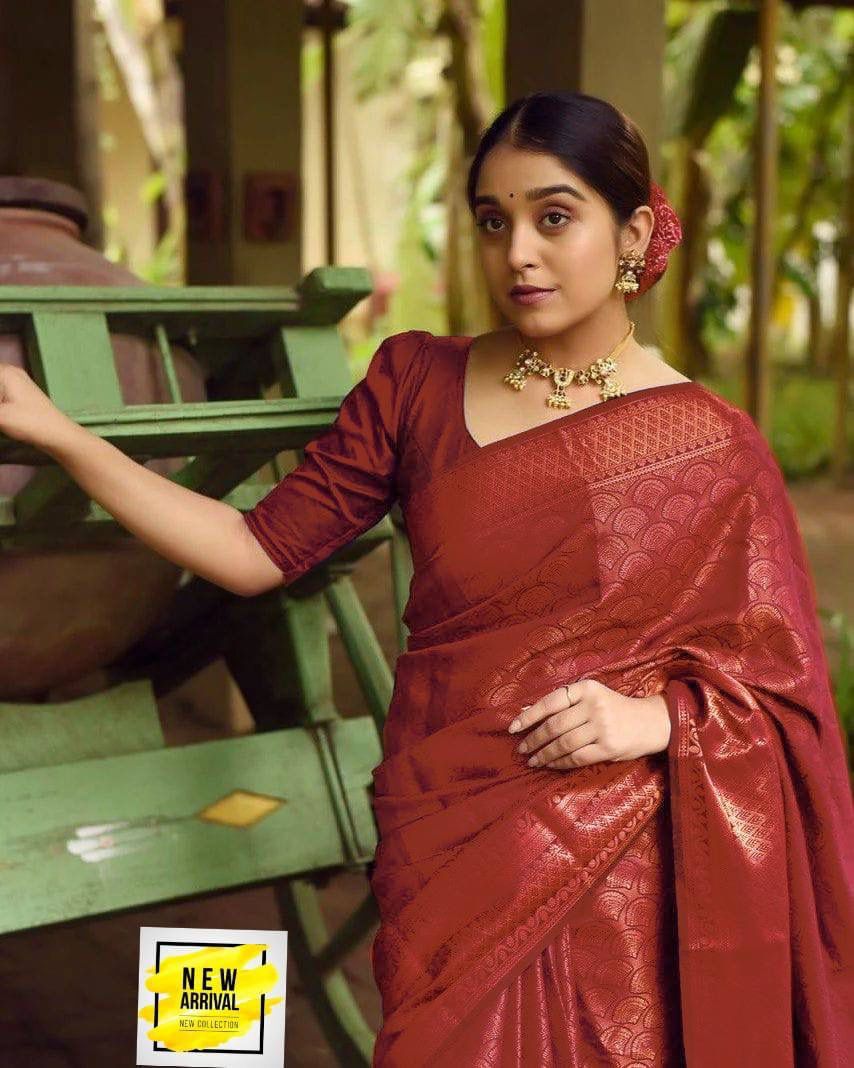 Luxe Layers: Jacquard Border Silk Saree for the Fashion-Forward-Minimum Qty -10 Pic