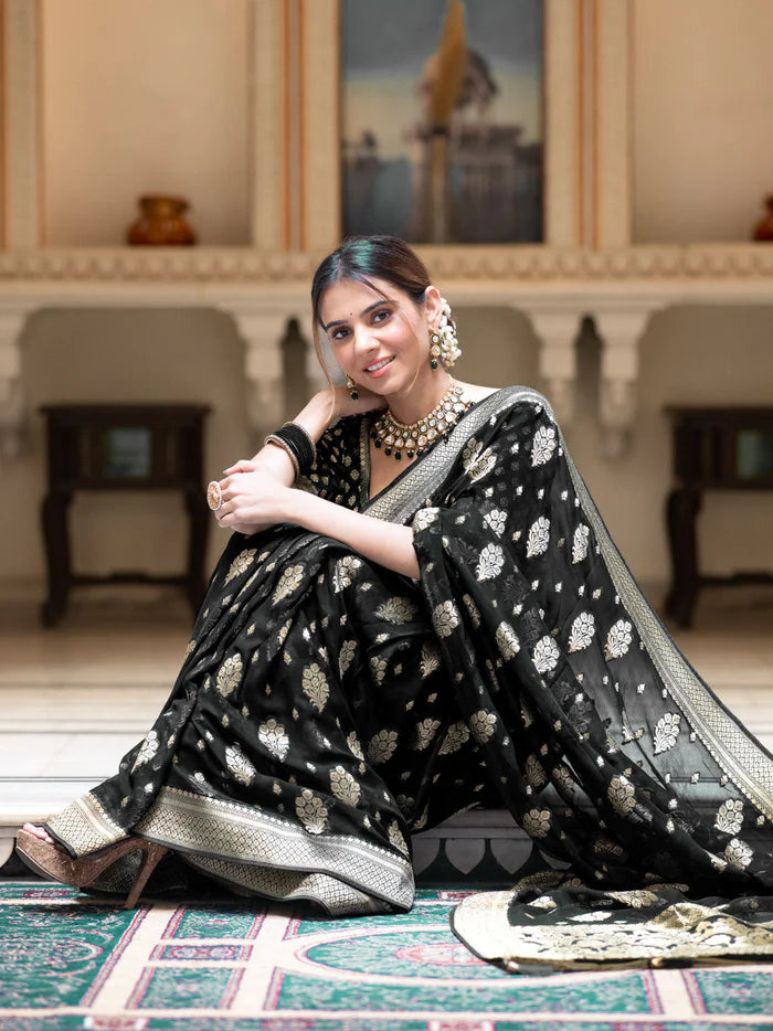 Drape And Dominate - Silk Saree with Luxe Jacquard Game-Minimum Qty -10 Pic