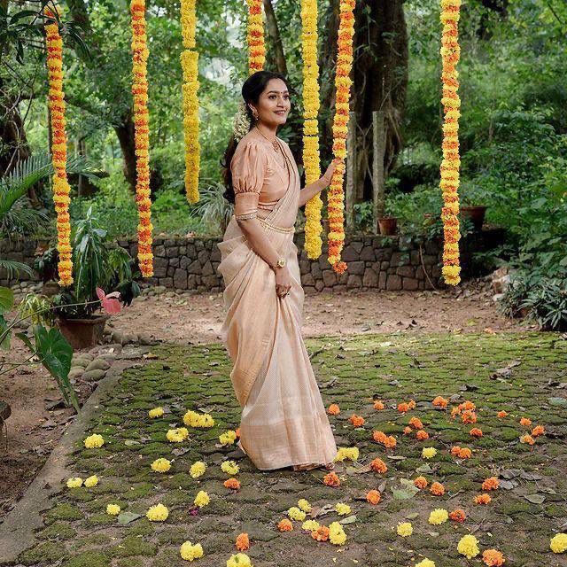 Runglory Subtle Shine Kanjivaram Litchi Silk Saree