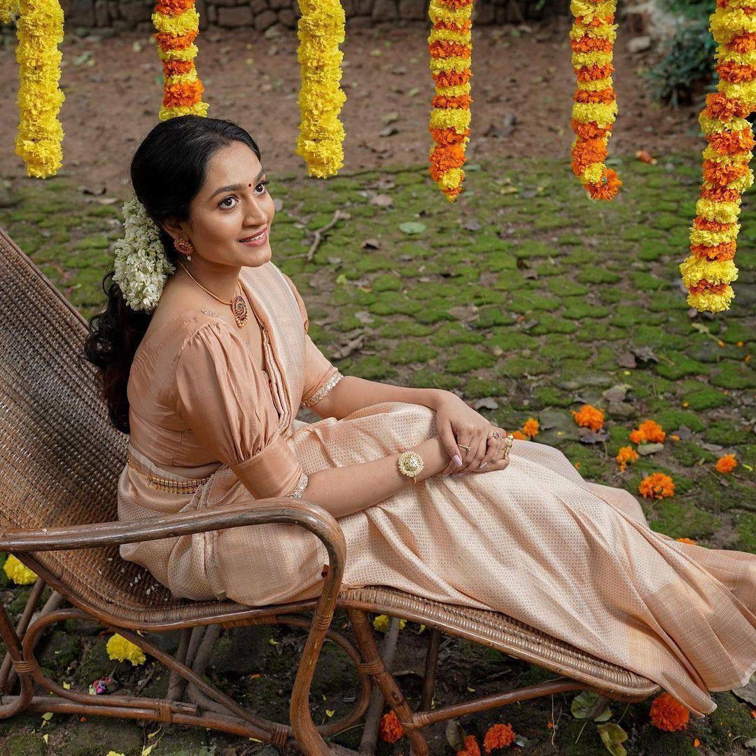 Runglory Subtle Shine Kanjivaram Litchi Silk Saree