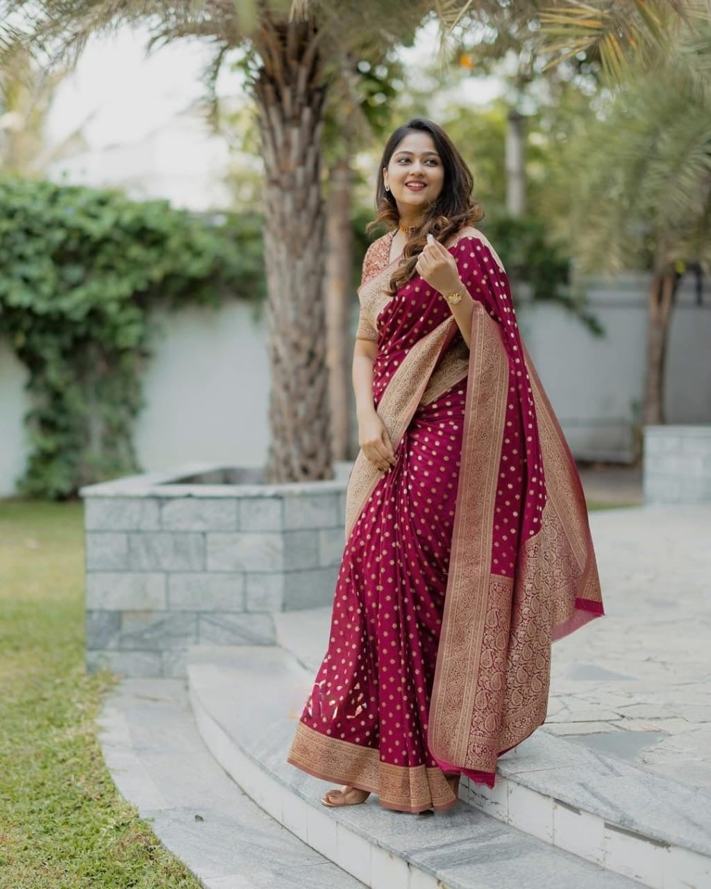 Runglory Elegant Maroon Silk Saree-Minimum Qty -10 Pic