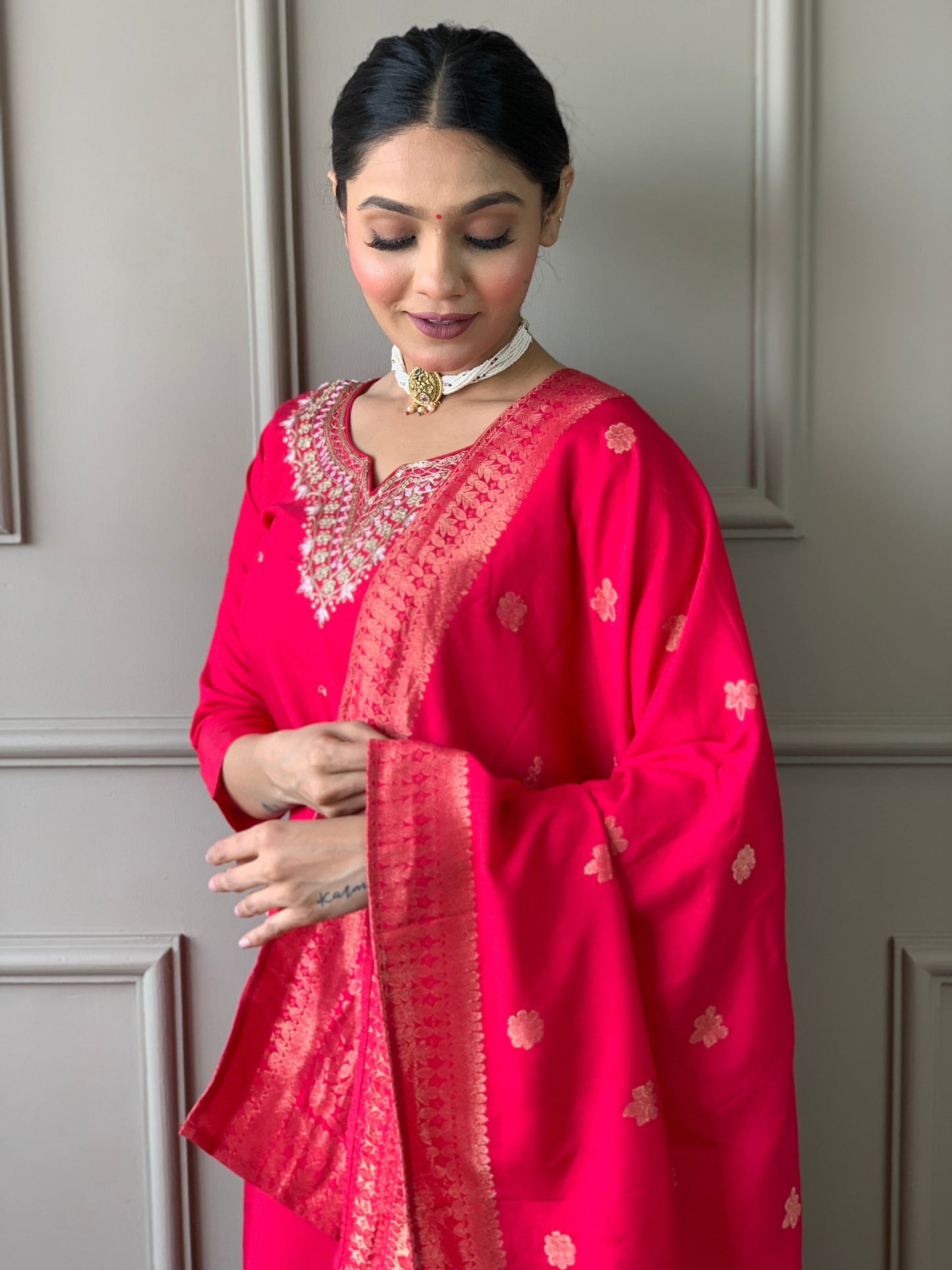 Delicate Handwork Chanderi Kurta Payjam Set With Dupatta-Minimum Qty -10 Pic