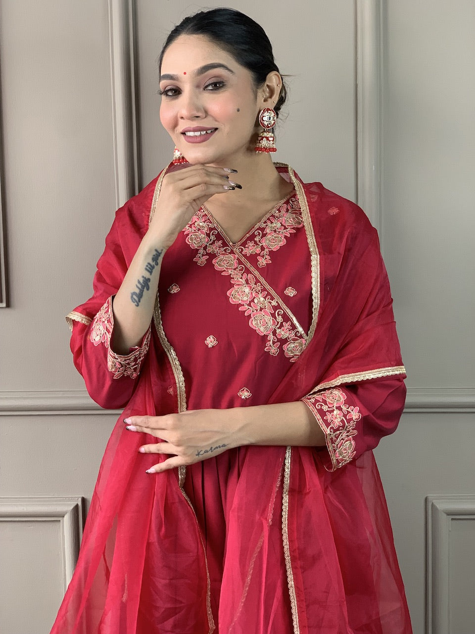 Women's Red Viscose Chanderi Embroidered Straight Kurta with Viscose Chanderi Pant And Organza Printed Dupatta Sets