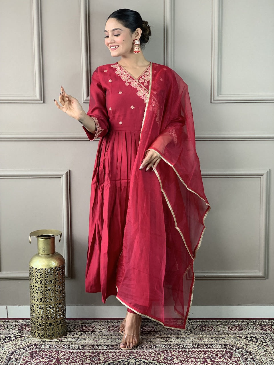 Women's Red Viscose Chanderi Embroidered Straight Kurta with Viscose Chanderi Pant And Organza Printed Dupatta Sets