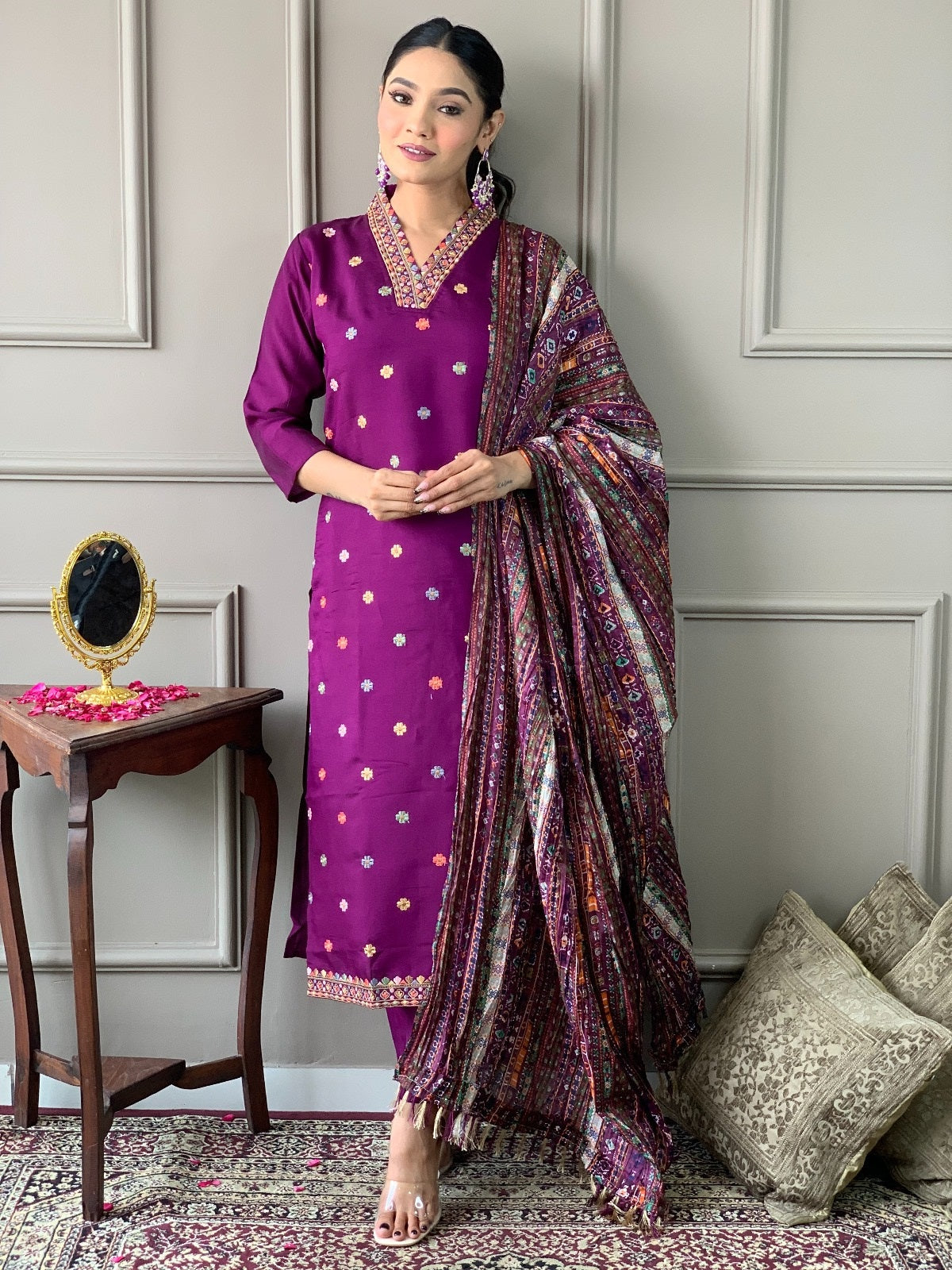Women Viscose Chanderi Kurta With Pant And Heavy Embroidery Dupata Set-Minimum Qty -10 Pic