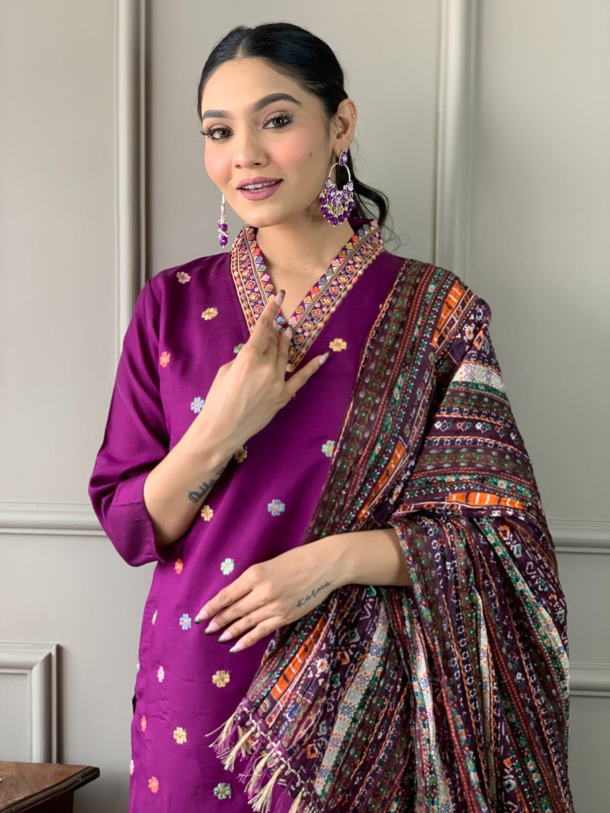 Women Viscose Chanderi Kurta With Pant And Heavy Embroidery Dupata Set-Minimum Qty -10 Pic