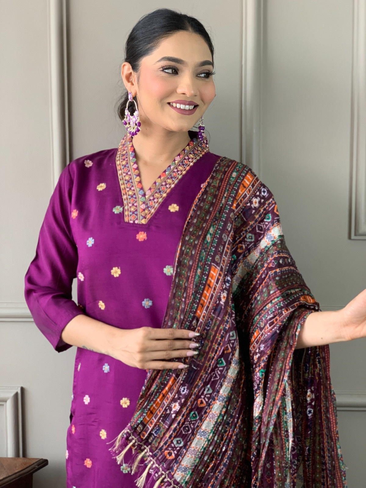 Women Viscose Chanderi Kurta With Pant And Heavy Embroidery Dupata Set-Minimum Qty -10 Pic