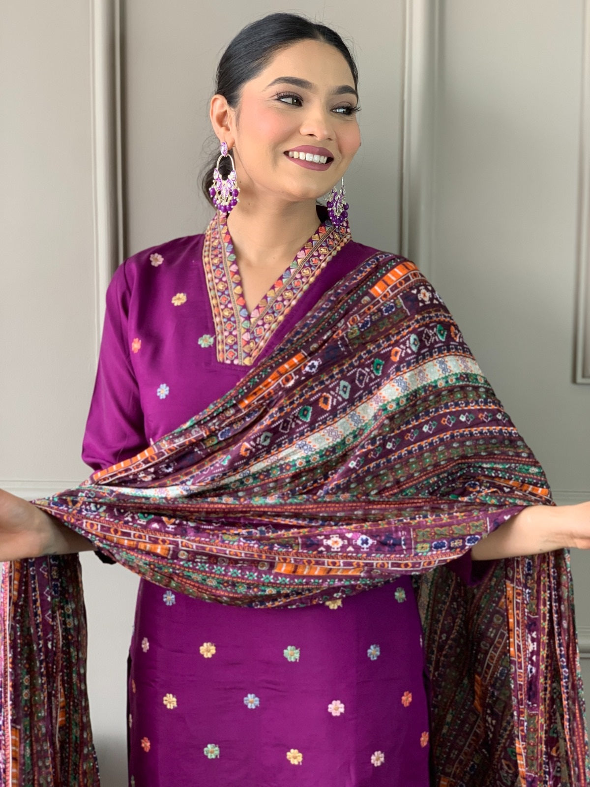 Women Viscose Chanderi Kurta With Pant And Heavy Embroidery Dupata Set-Minimum Qty -10 Pic