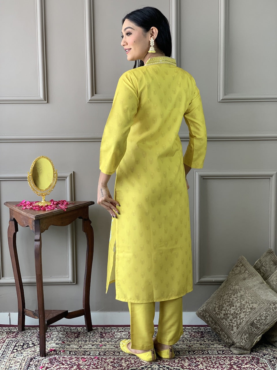 Women Viscose Chanderi Kurta With Pant And Heavy Embroidery Dupata Set