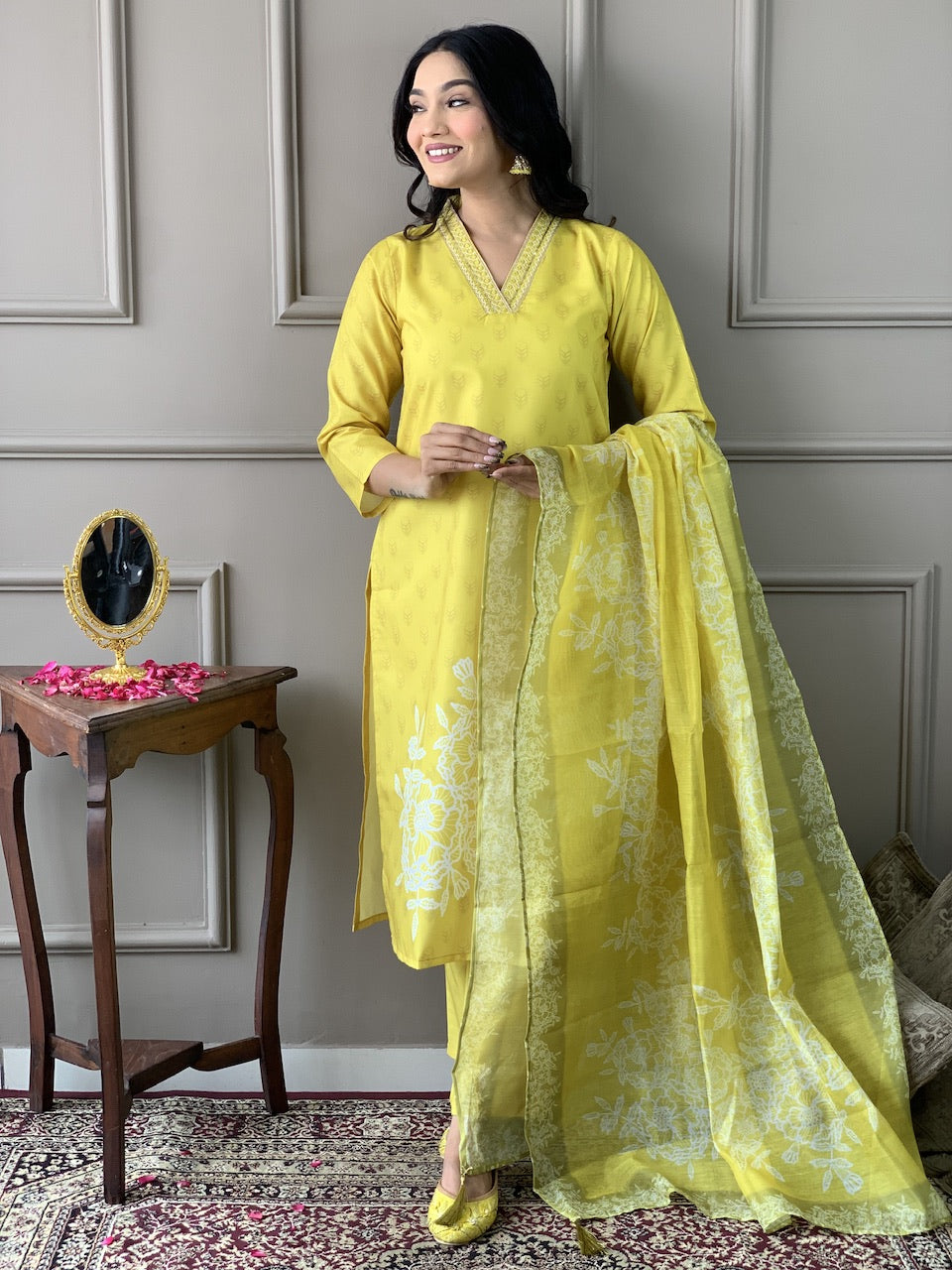Women Viscose Chanderi Kurta With Pant And Heavy Embroidery Dupata Set