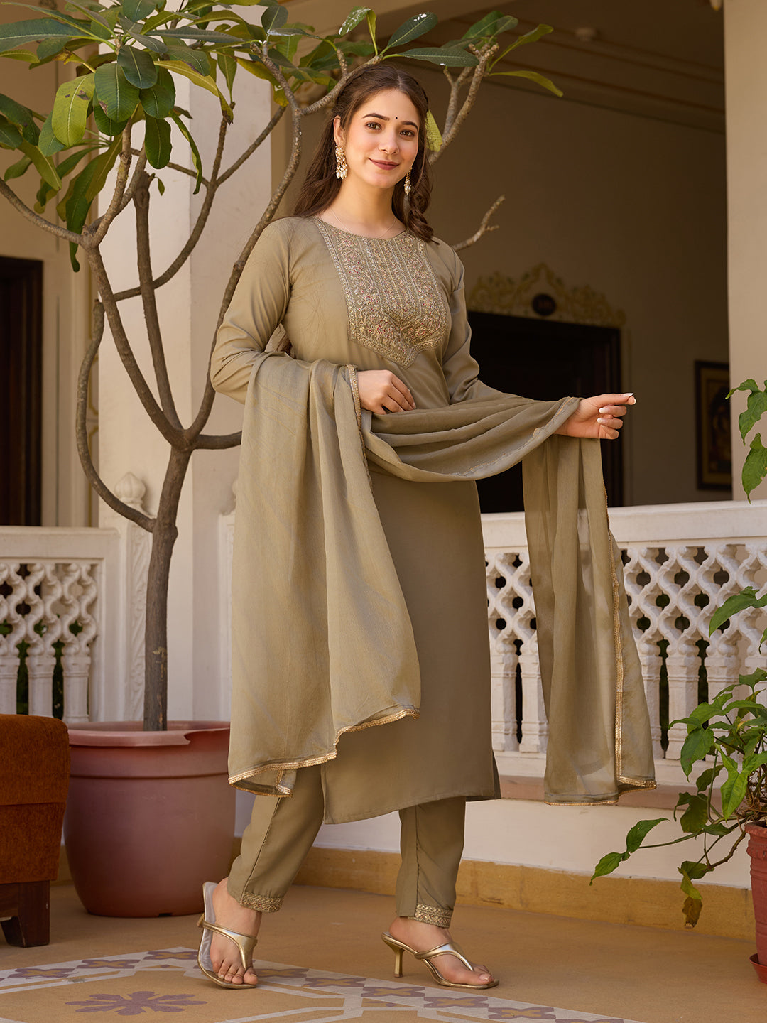 Women Rayon Kurta With Pant And Chinnon Dupata Set-Minimum Qty -10 Pic
