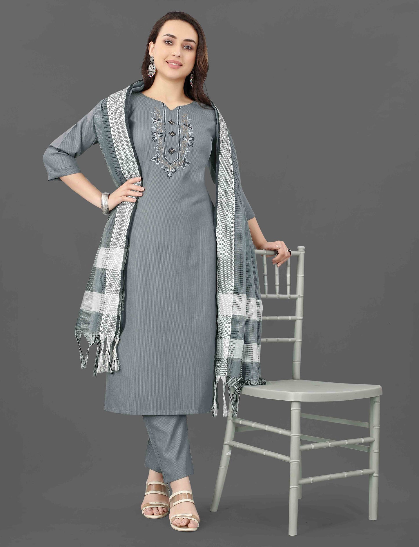 Women's Embroidered Cottan Blend Kurti With Pant & Dupatta Set-Minimum Qty -10 Pic