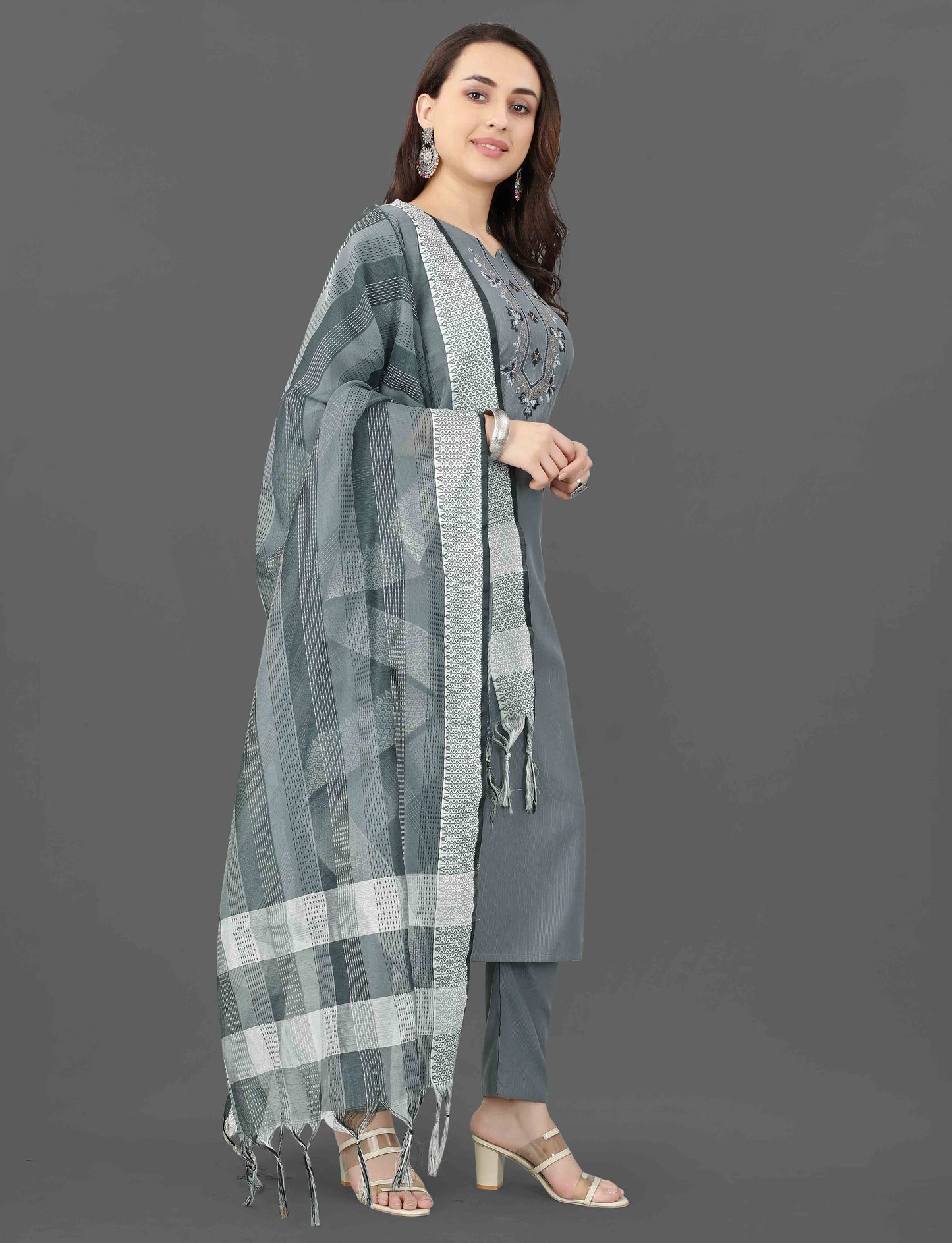 Women's Embroidered Cottan Blend Kurti With Pant & Dupatta Set-Minimum Qty -10 Pic