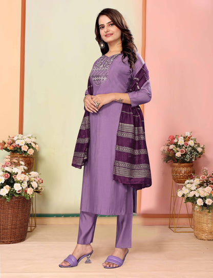 Women's Embroidered Silk Kurti With Pant & Chanderi Dupatta Set-Minimum Qty -10 Pic