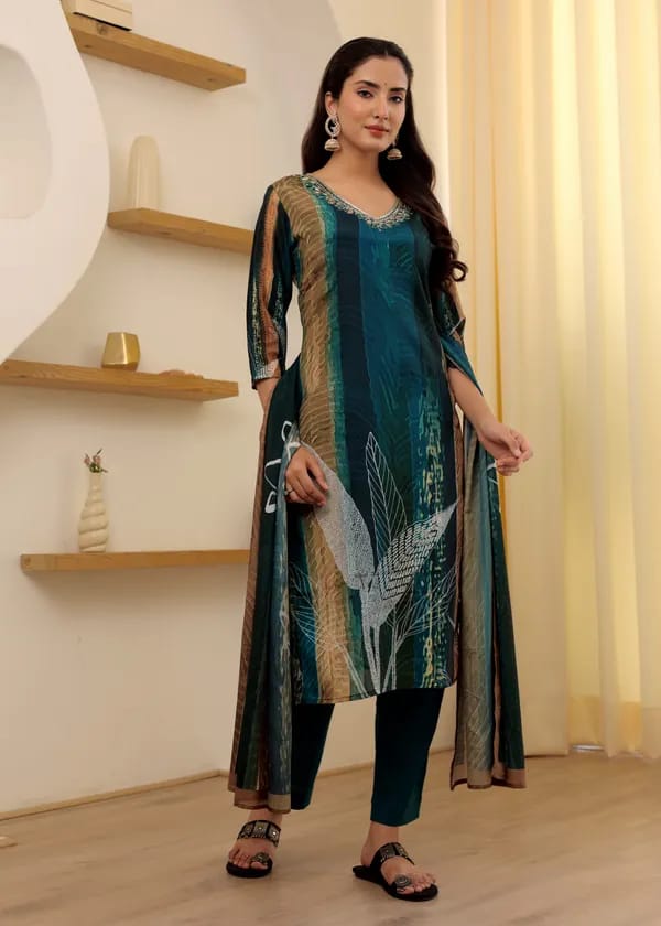 Women's Rayon Slub Embroidered Kurta with Rayon Slub Pant And Chanderi Dupatta Sets-Minimum Qty -10 Pic