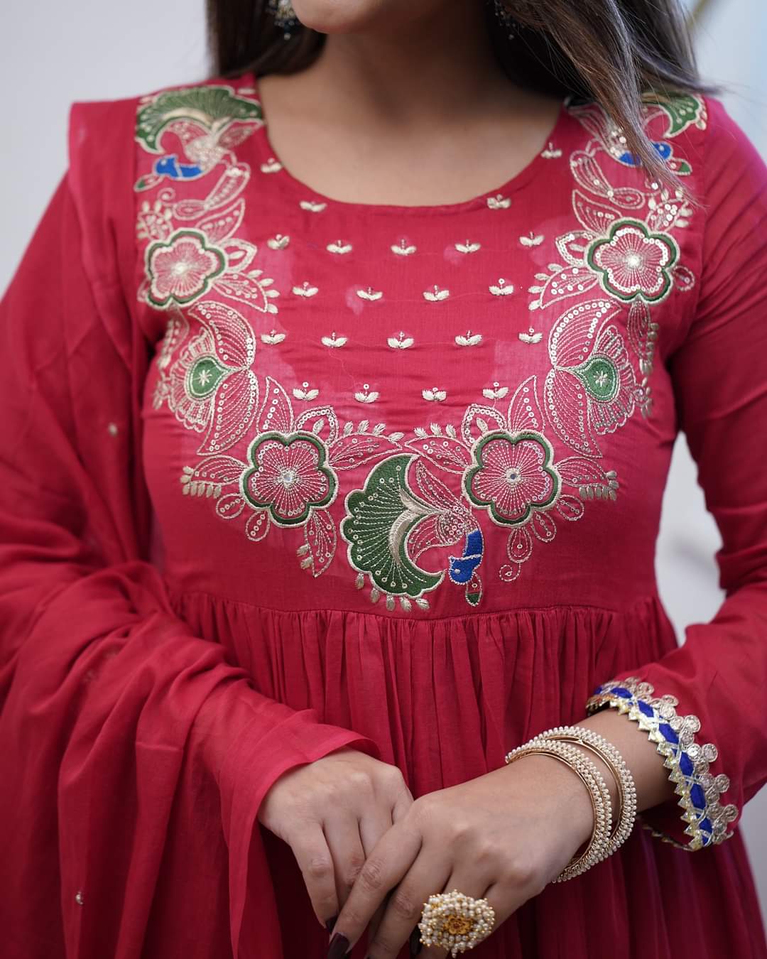 Women's Chinnon Embroidered Kurta with Chinnon Pant And Chanderi Dupatta Sets