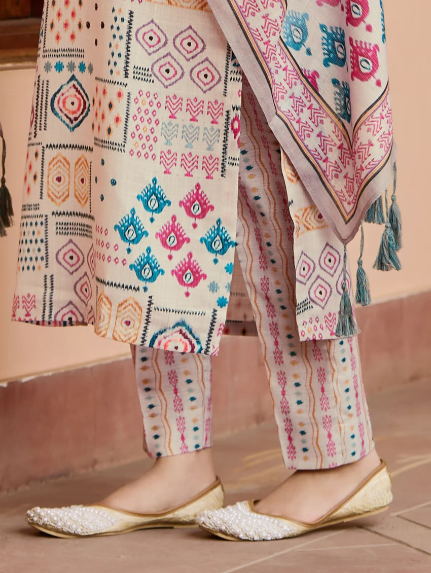Women's Cotton Embroidered Kurta with Pant And Chanderi Dupatta Sets