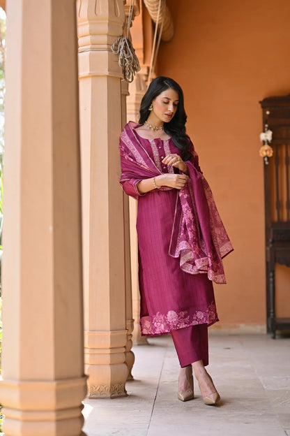 Women's Rayon Slub Embroidered Kurta with Cotton Slub Pant And Chanderi Dupatta Sets