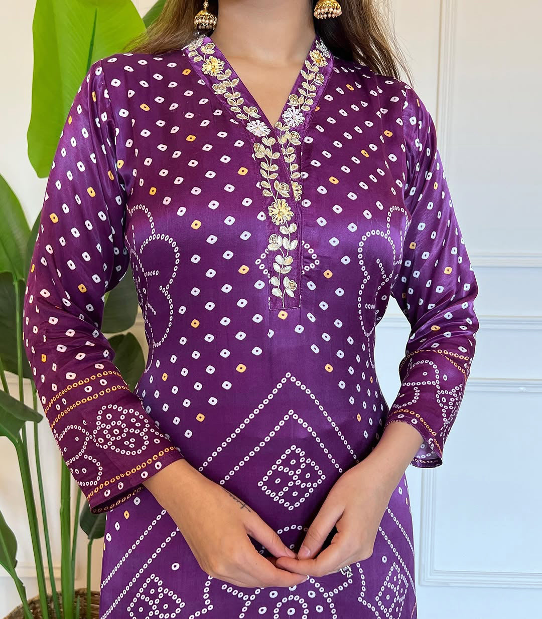 Women's Viscose Embroidered Kurta with Cotton Pant And Chanderi Dupatta Sets-Minimum Qty -10 Pic
