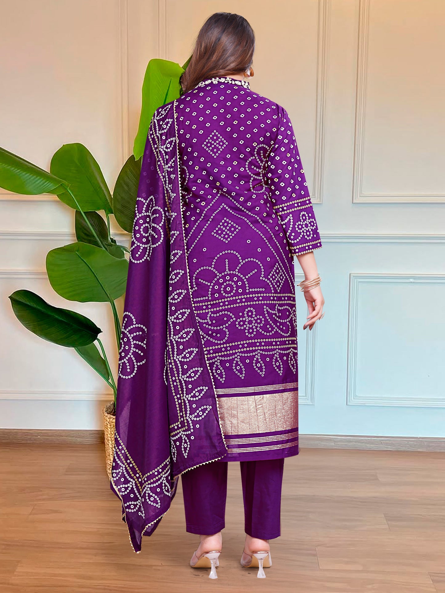 Women's Viscose Embroidered Kurta with Cotton Pant And Chanderi Dupatta Sets-Minimum Qty -10 Pic