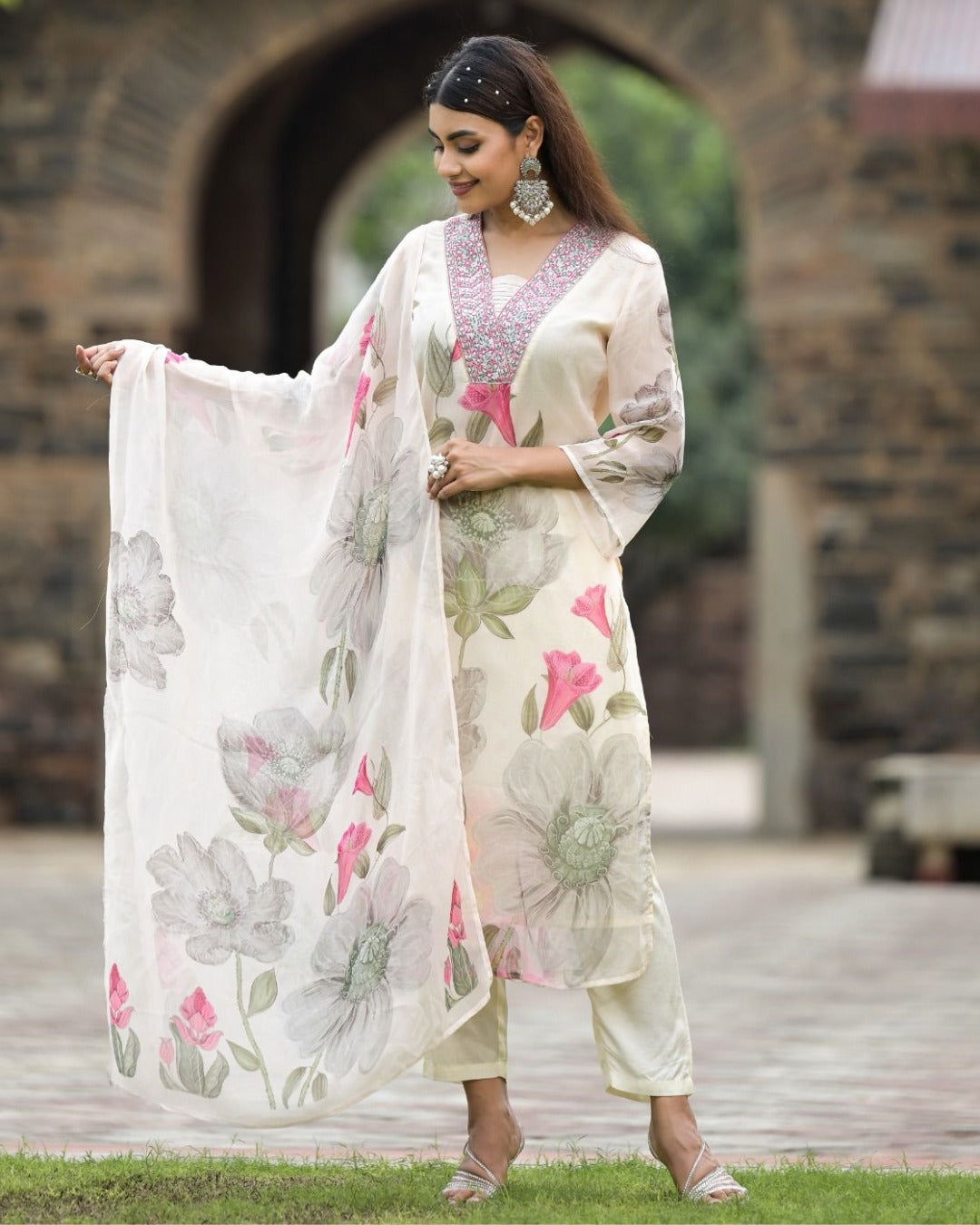 Women's Georgette Embroidered Kurta with Roman Silk Pant And Georgette Dupatta Sets