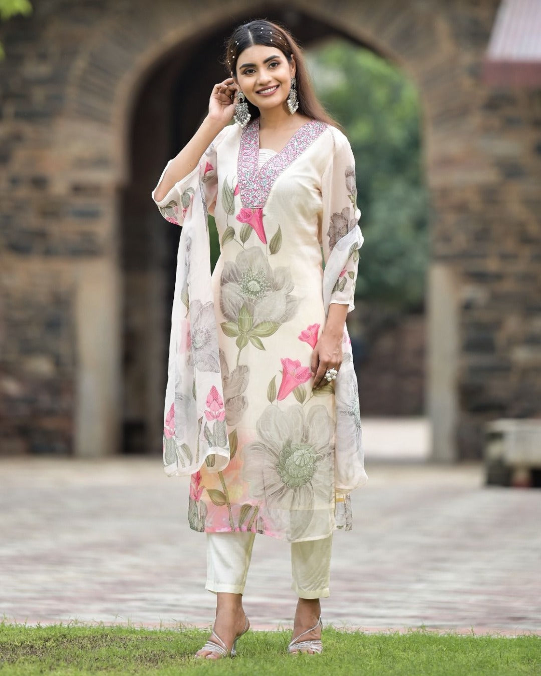 Women's Georgette Embroidered Kurta with Roman Silk Pant And Georgette Dupatta Sets