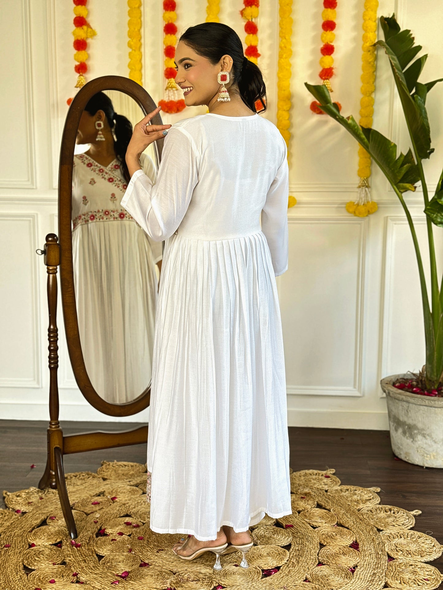 Women Viscose Organza Kurta With Viscose Pant And Jacquard Dupata Set