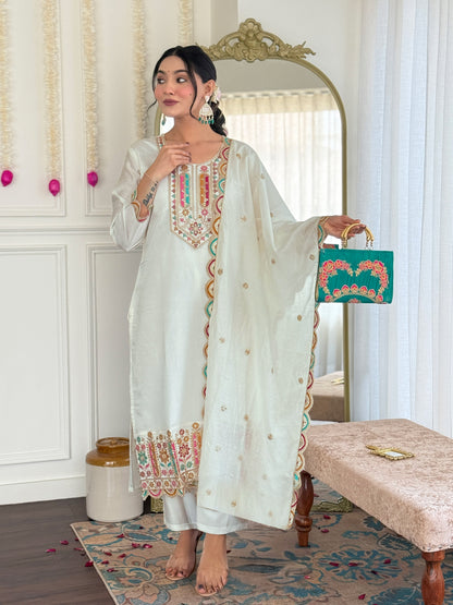 Women Viscose Chanderi Kurta With Viscose Chanderi Pant And Heavy Chanderi Dupata Set-Minimum Qty -10 Pic