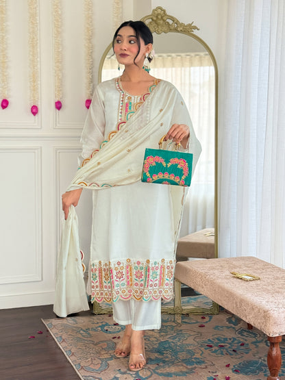 Women Viscose Chanderi Kurta With Viscose Chanderi Pant And Heavy Chanderi Dupata Set-Minimum Qty -10 Pic