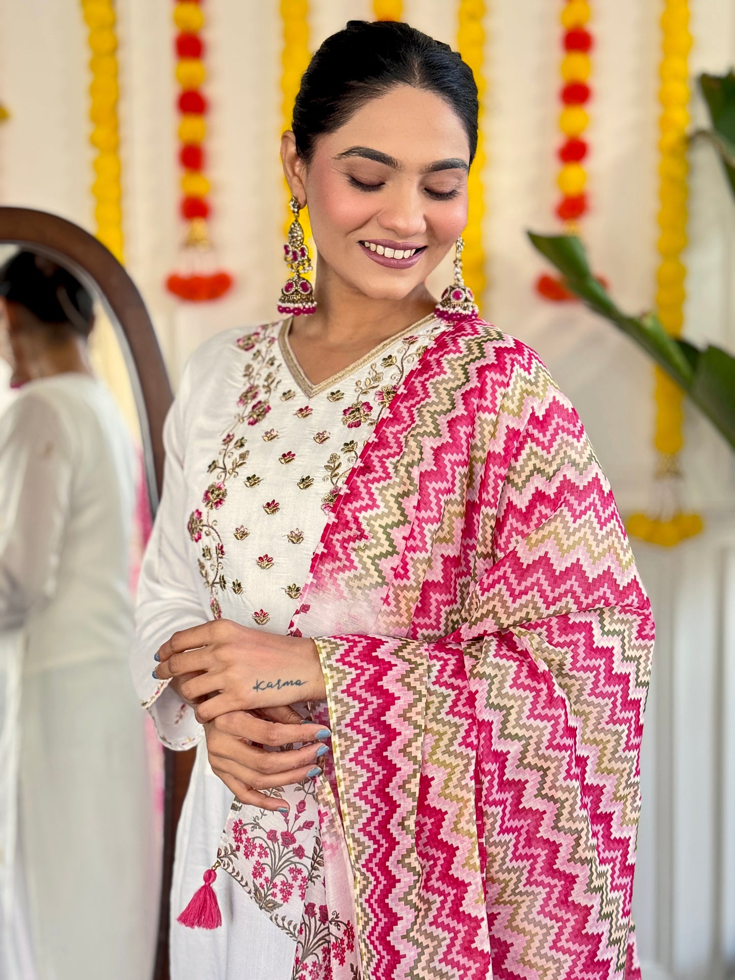 Women's Viscose Chanderi Embroidered Straight Kurta with Pant And Silk Printed Dupatta Sets