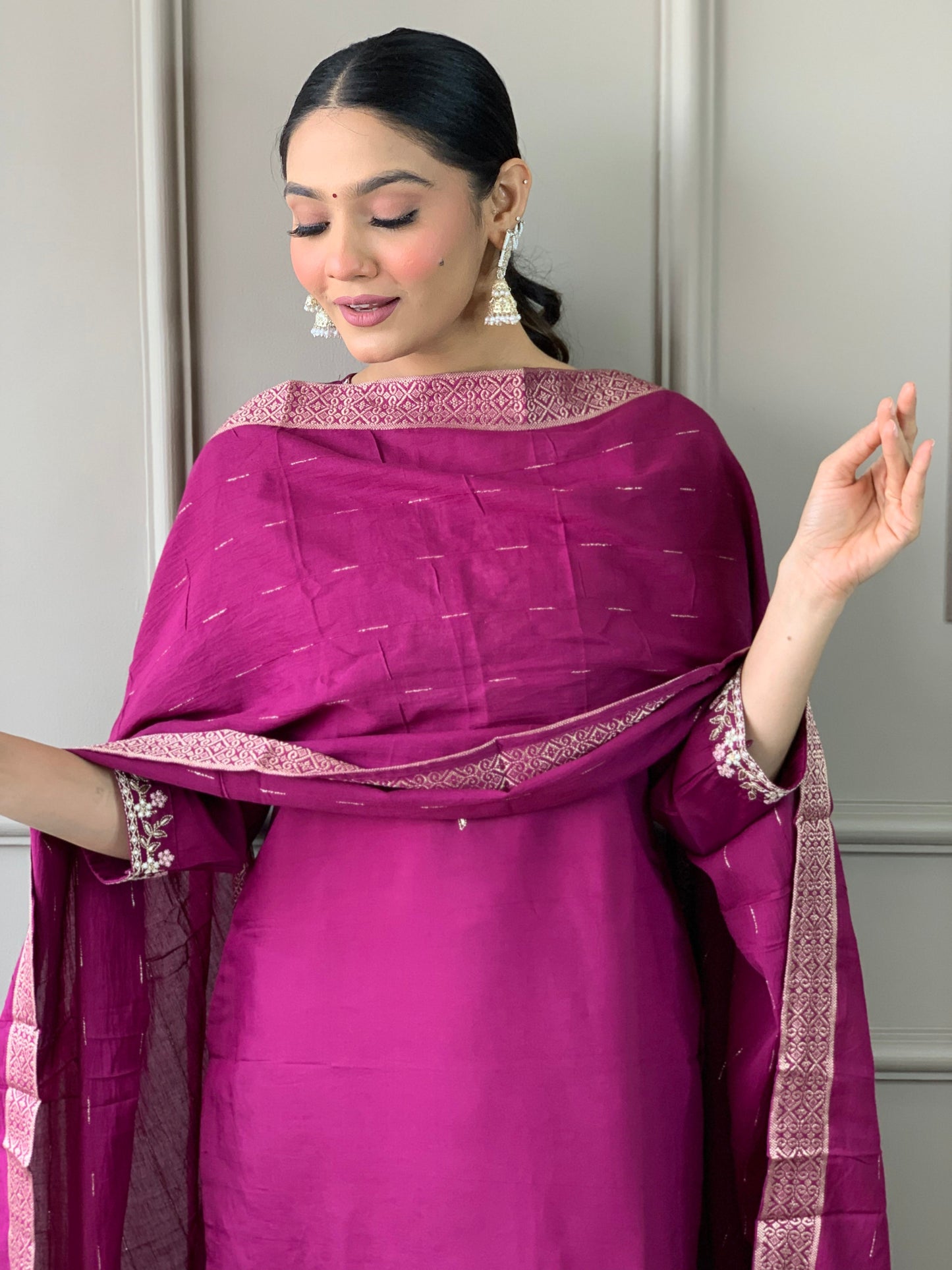 Women's Viscose Chanderi Embroidered Straight Kurta with Pant And Jacquard Printed Dupatta Sets-Minimum Qty -10 Pic