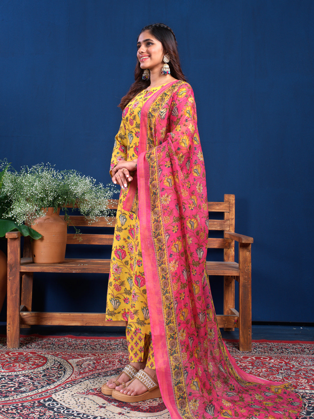 Classic Indian Wear - Kurti Pant with Ornate Dupatta
