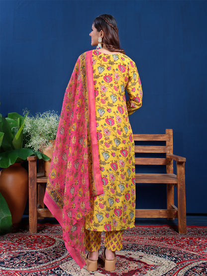 Classic Indian Wear - Kurti Pant with Ornate Dupatta