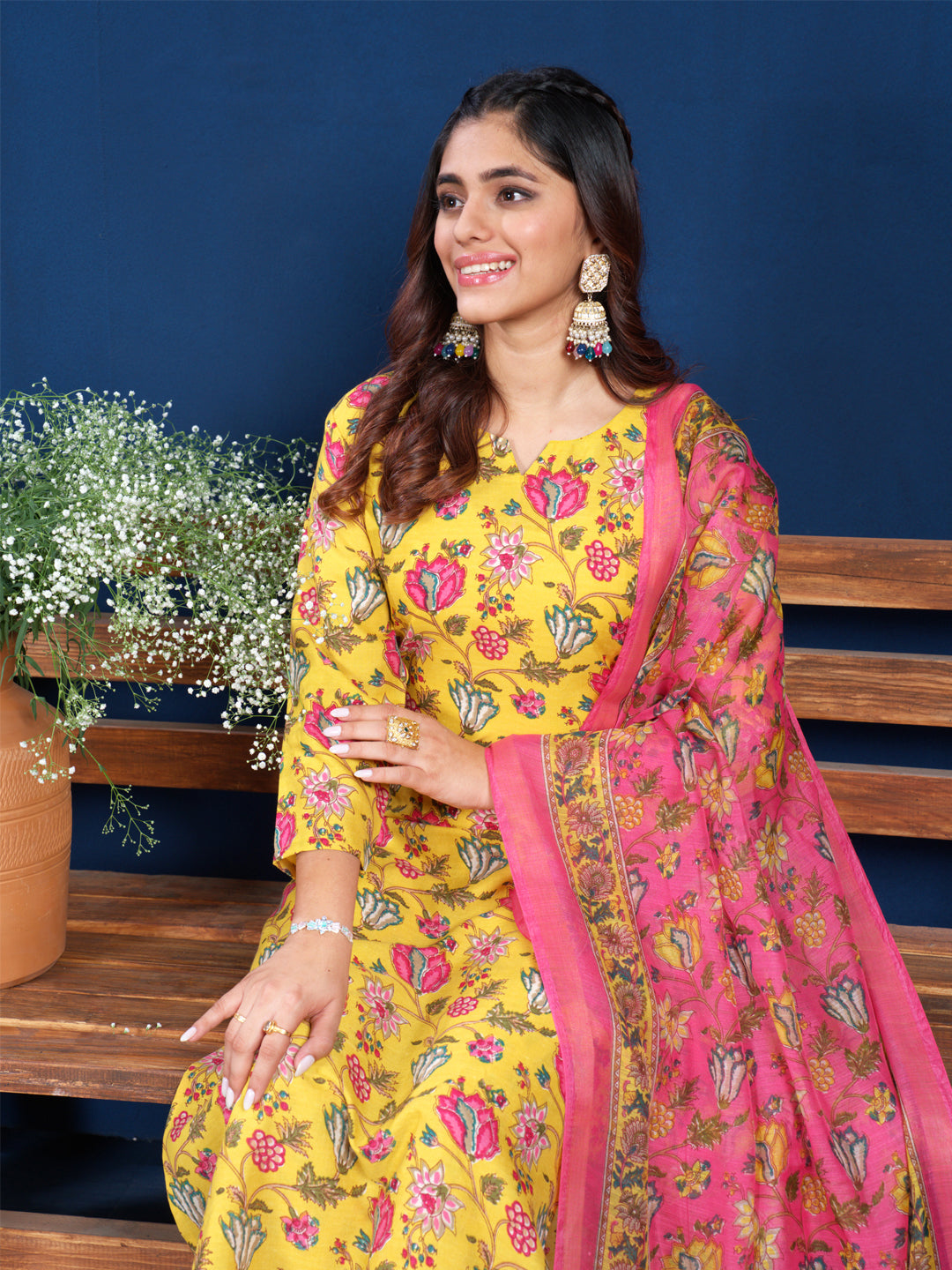 Classic Indian Wear - Kurti Pant with Ornate Dupatta
