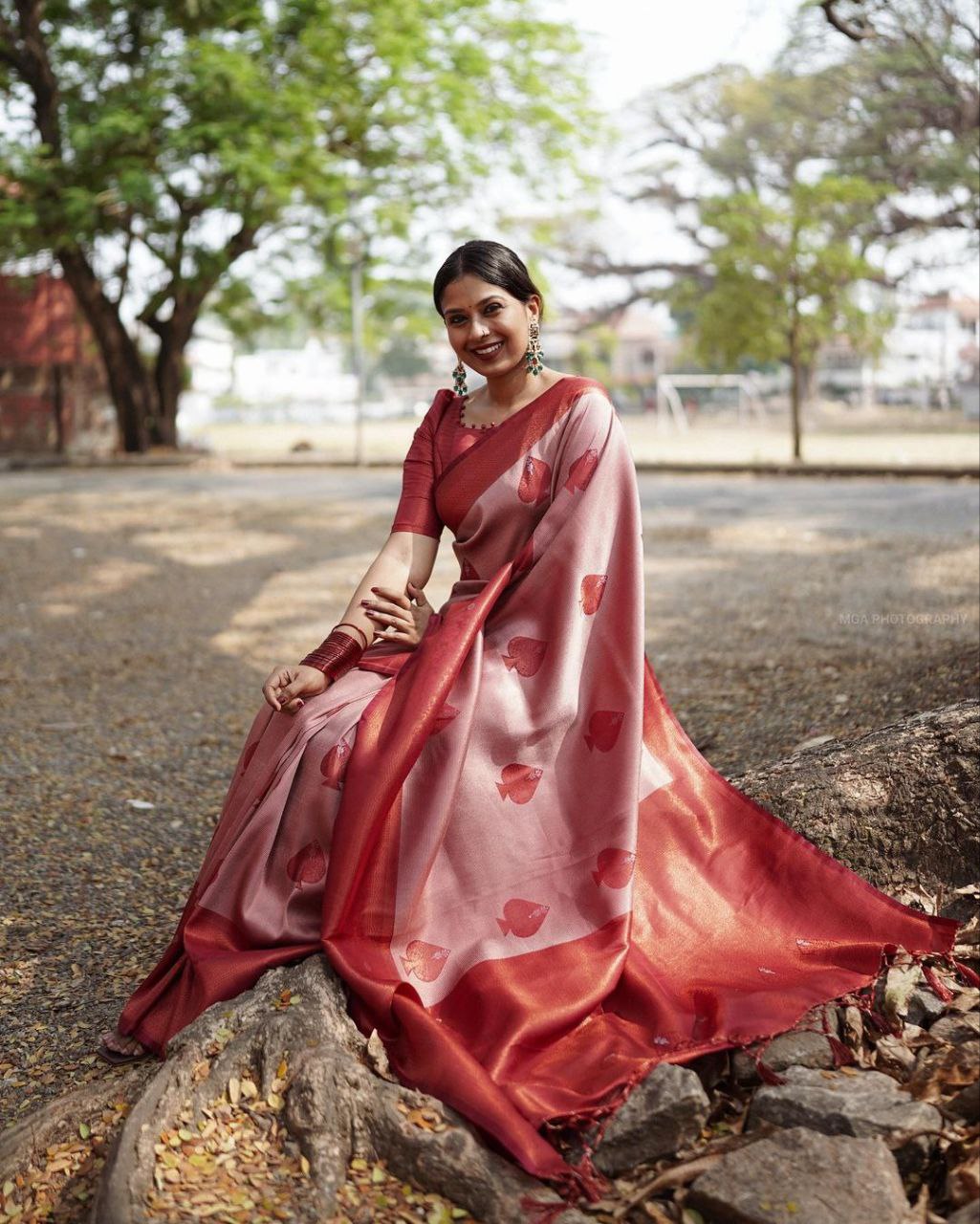 Runglory Blush Pink Zari Woven Kanjivaram Silk Saree