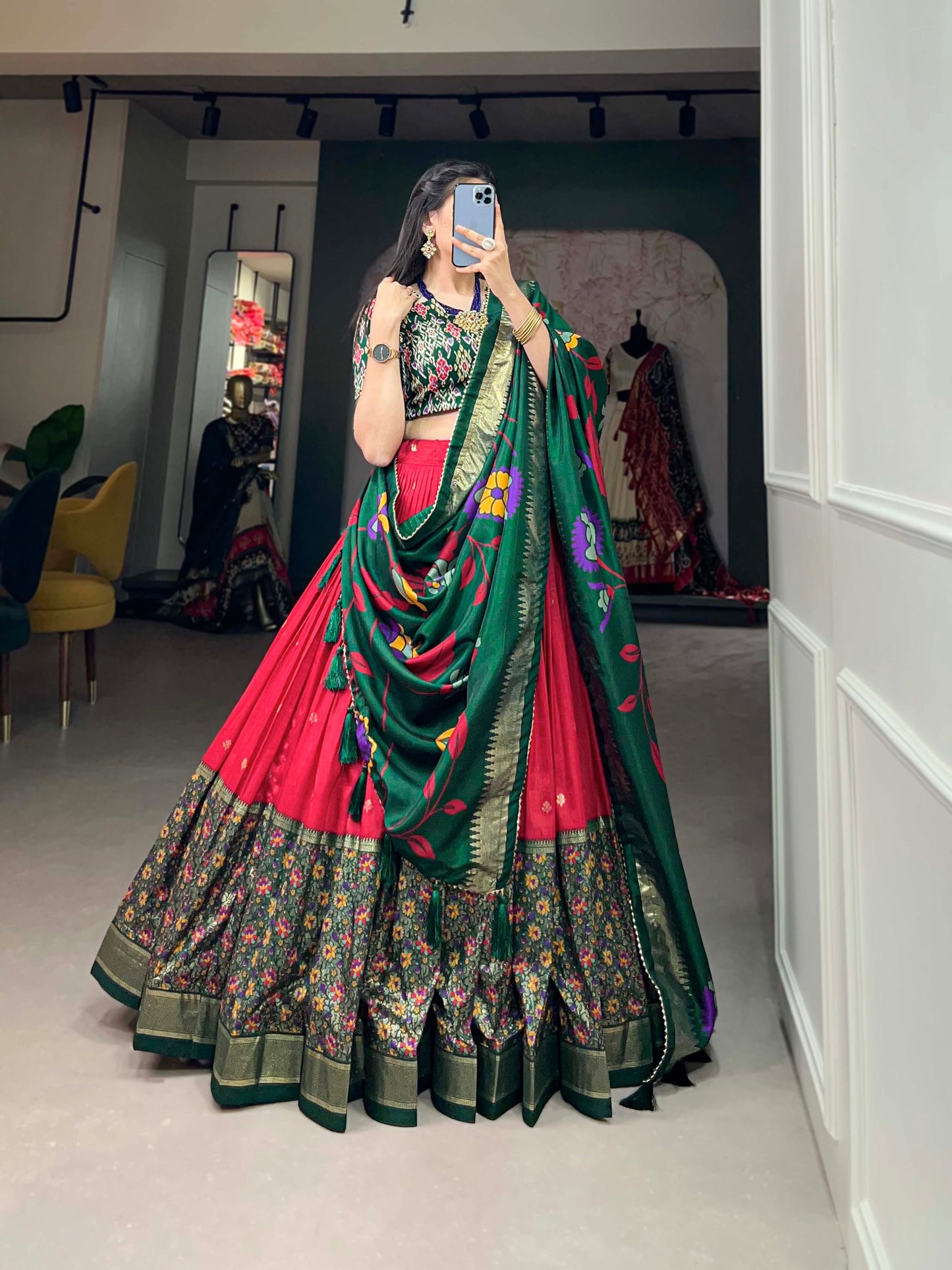 ArtVastra Lehenga Set - Kalamkari Impressions on Lustrous Silk