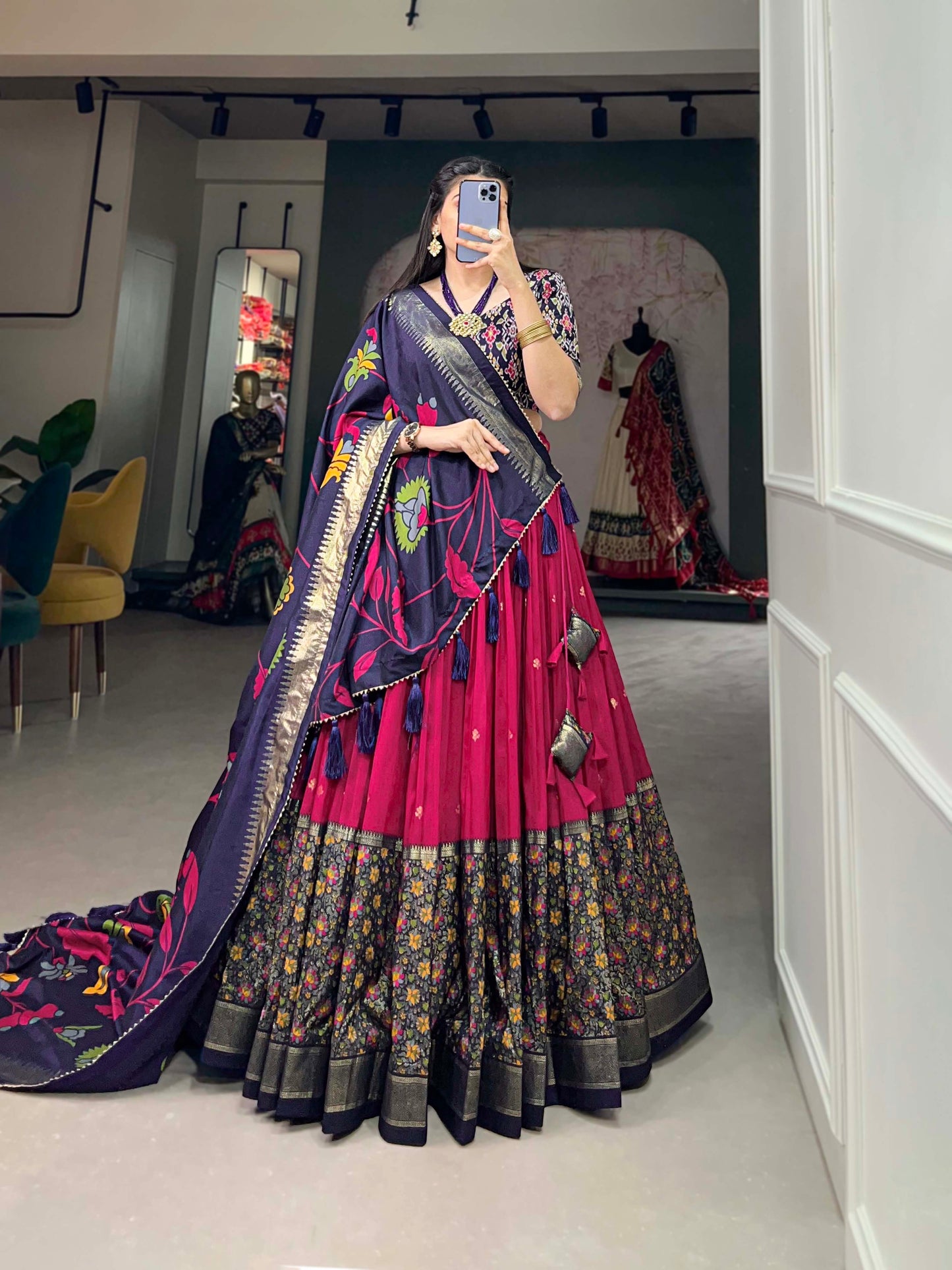 ArtVastra Lehenga Set - Kalamkari Impressions on Lustrous Silk
